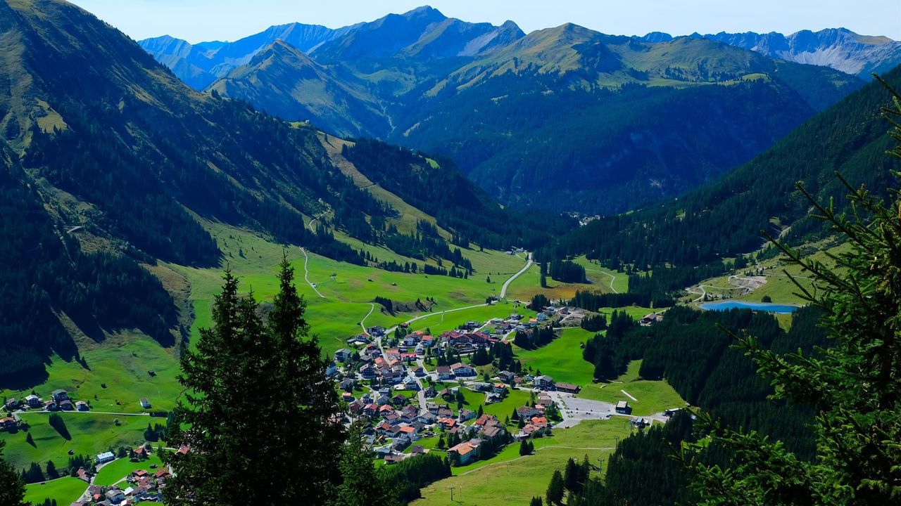 Blick vom Almkopf nach Berwang Blick vom Almkopf nach Berwang